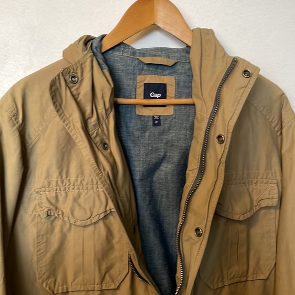 GAP - Shell - Picture 2 of 2